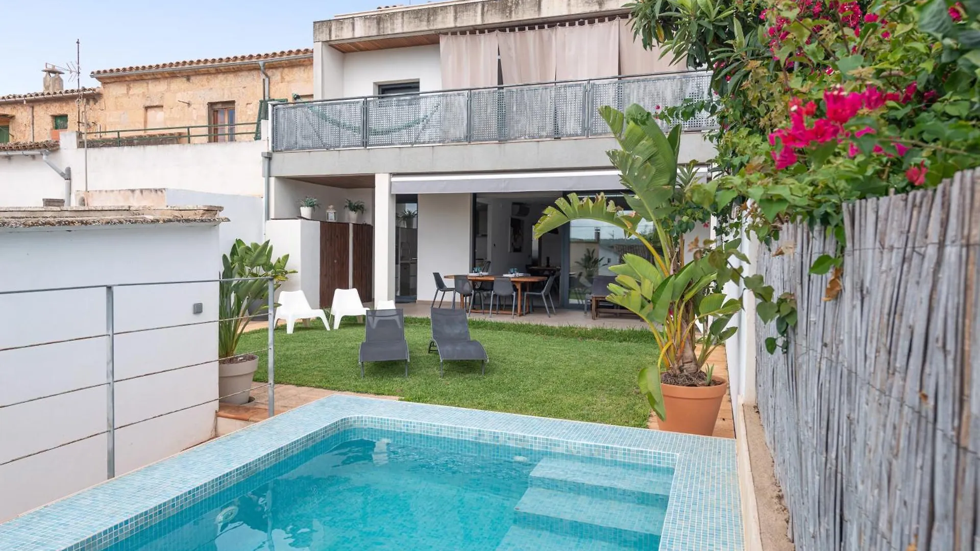 Villa Casa Llubí 0*,  España